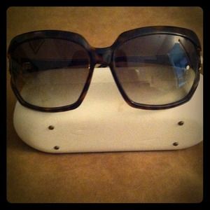❌SOLD❌Authentic Gucci Brown Sunglasses