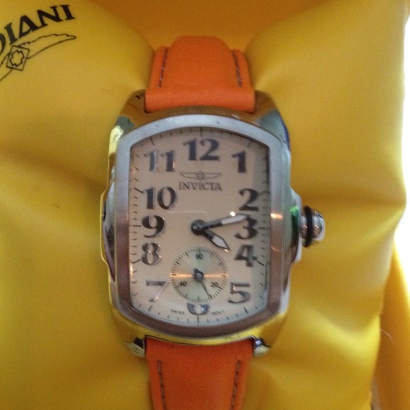 Invicta baby lupah watch - Picture 1 of 2