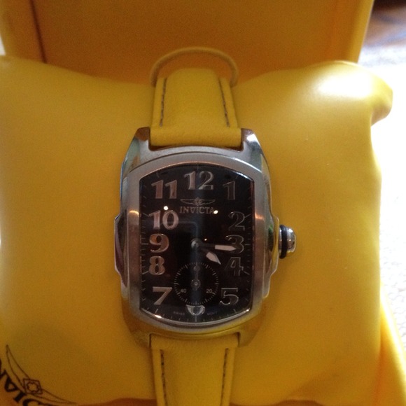 Invicta baby lupah watch - Picture 1 of 2