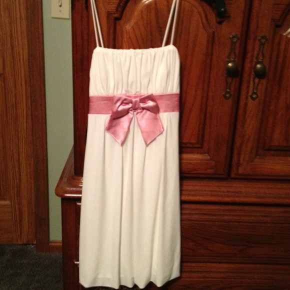 Dress - Picture 2 of 2