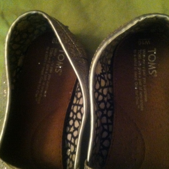 Sparkly toms - Picture 2 of 3