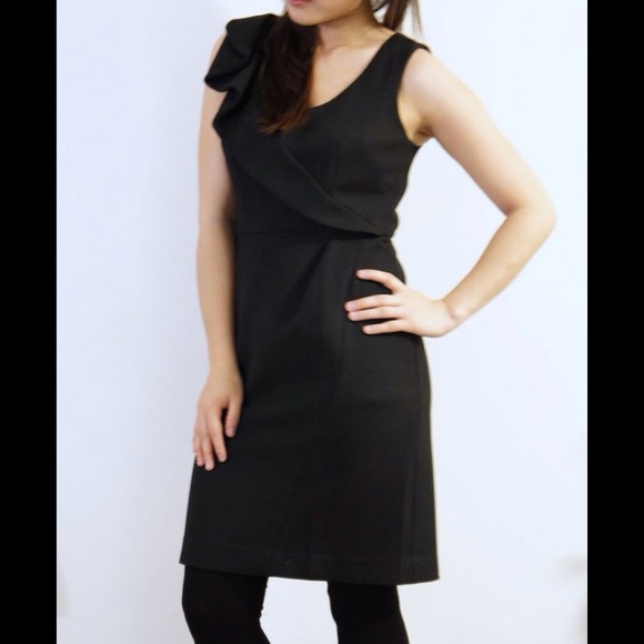 Traded  Black Loft dress