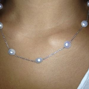 White pearl necklace
