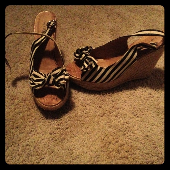 Wedge heel