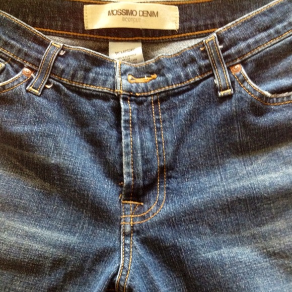 ❌❌Sold❌❌Mossimo Jeans - Picture 2 of 3