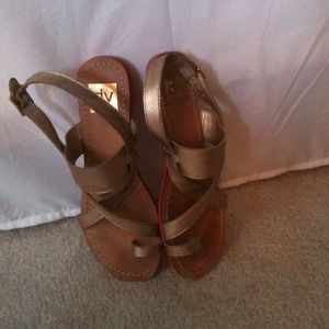 DV gladiator sandal