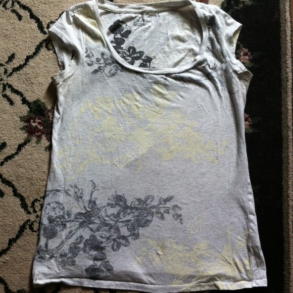 Calvin Klein tee shirt. Worn once.