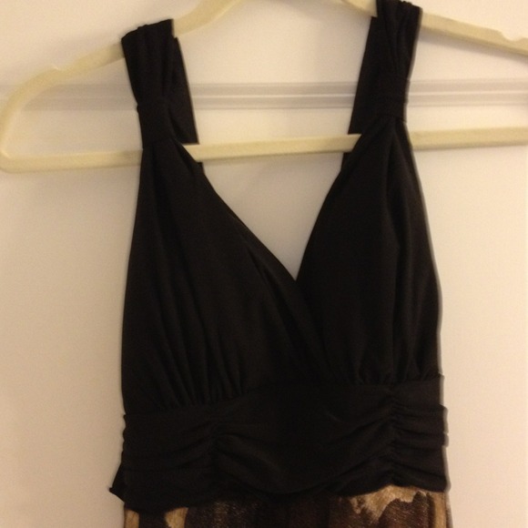 Dress - Picture 2 of 4