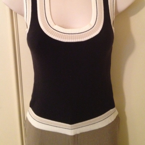 Ann Taylor xsp blk,cream,tan shell top - Picture 3 of 4