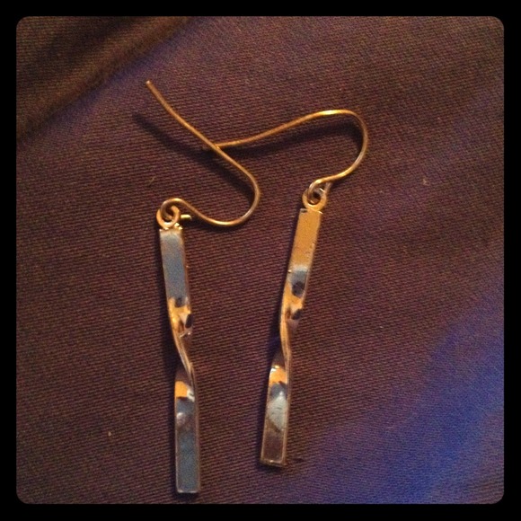 Silver twist earrings