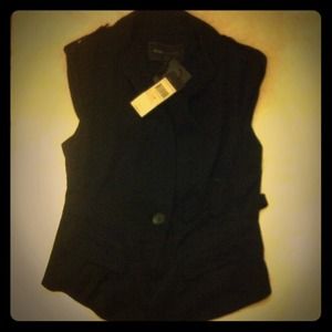 BCBG black cotton blend vest