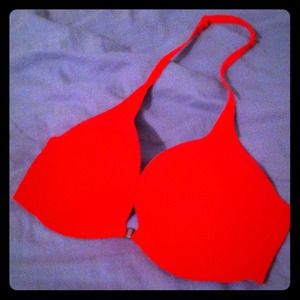 🔻REDUCED🔻Victoria's secret halter bra-NEW