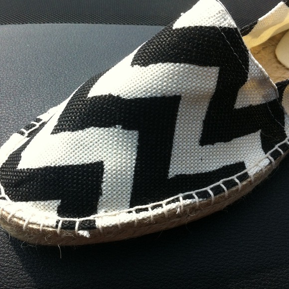 BCBG shoes! NWT