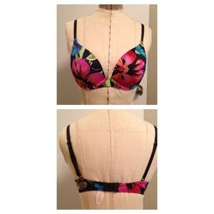 Victoria's Secret Other - RESERVED @shopaddict Floral Bra NWT and Coat Victoria's Secret Other - RESERVED @shopaddict Floral Bra NWT and Coat