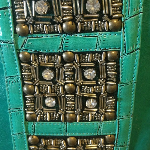 Purse - Picture 2 of 3