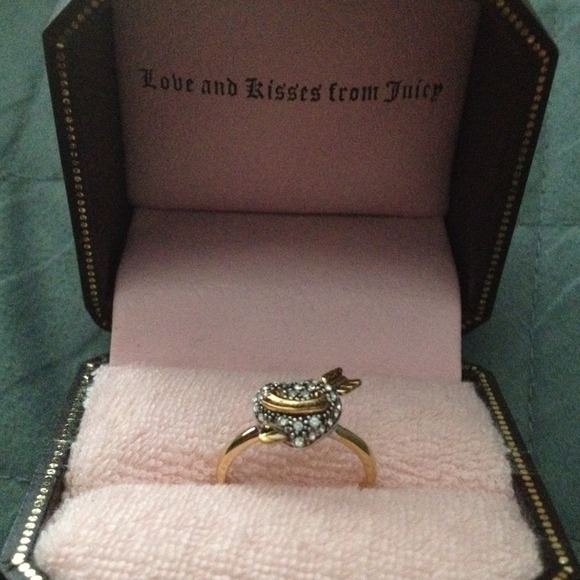 💢SOLD💢 Juicy Couture Bow & Arrow Ring Size 6