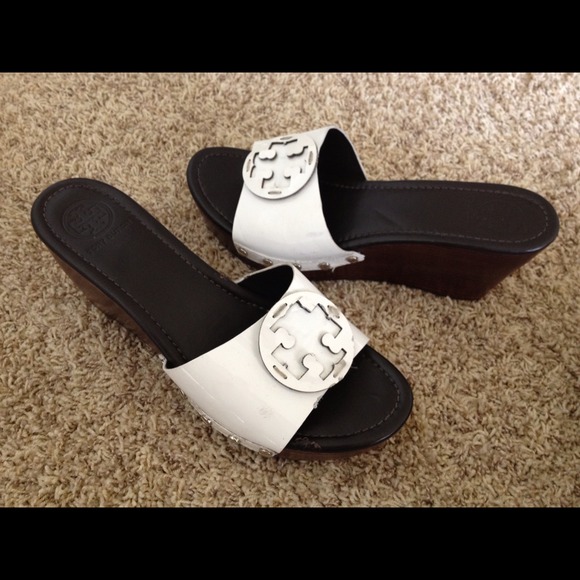 Tory Burch Patent Leather Wedges 10