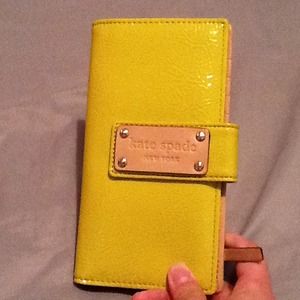 [reserved for @fufu7889] kate spade Stacy Wallet