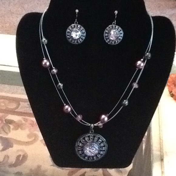 Handmade light purple necklace & earrings