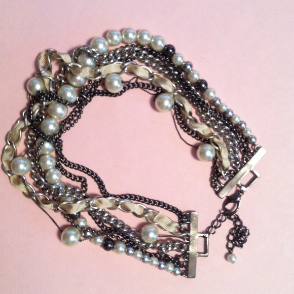 Bundled necklace