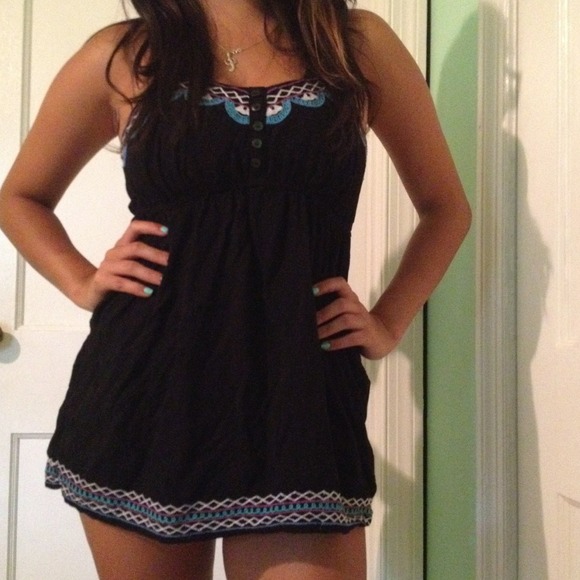 Cute Top!! - Picture 4 of 4