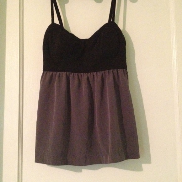 Casual To Dressy Cute Top.