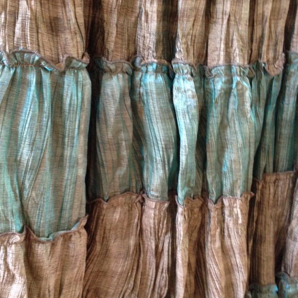 REDUCED!!! NWT Cute four tier skirt - Picture 4 of 4