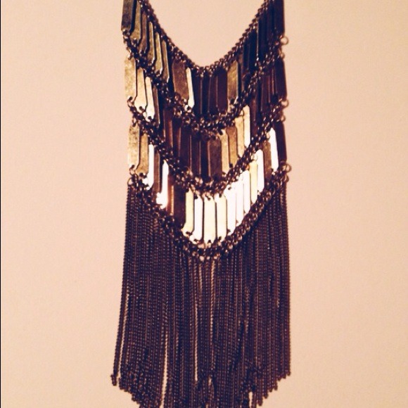 Chain link necklace