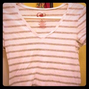 Op white v-neck with grey strips.(: