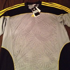 Long sleeve Adidas climate shirt!