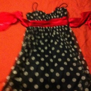 Black & white  doted