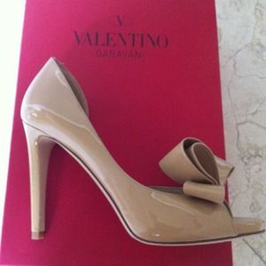 Valentino Shoes - ❤Valentino High Heel, NEW,36.5❤Authentic Valentino Shoes - ❤Valentino High Heel, NEW,36.5❤Authentic