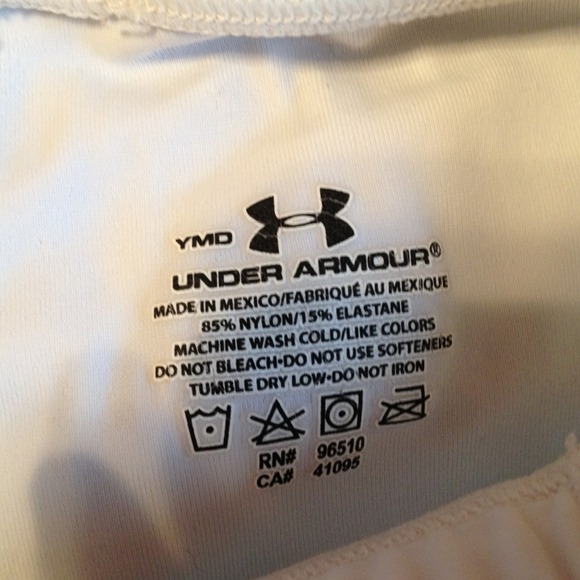 Under Armour White Compression Shorts - Picture 2 of 4