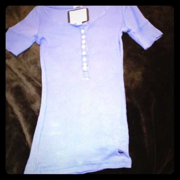 Abercrombie kids blue stretch t-shirt - Picture 1 of 3