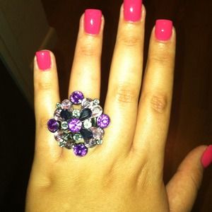 Flower crystal ring