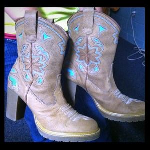 BNWOB Roper heel cowboy dress boots!