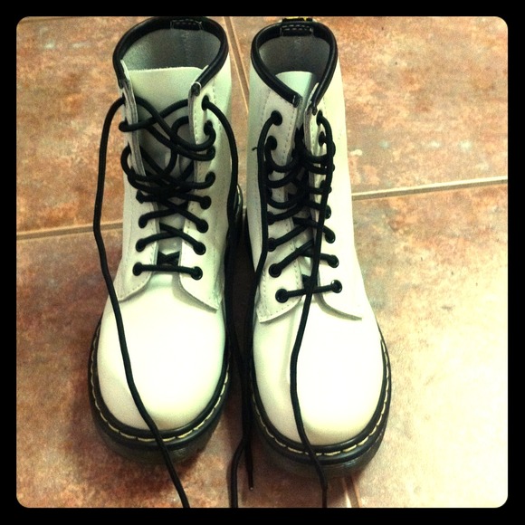 Shoes - Doc marten's inspired boots