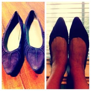 Reserved Violet pointy flat!!