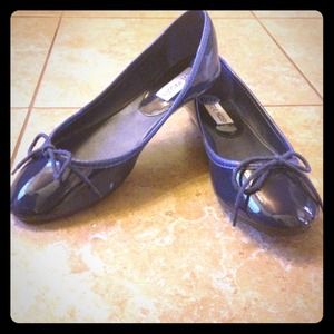 Navy blue patent Steve Madden ballet flats