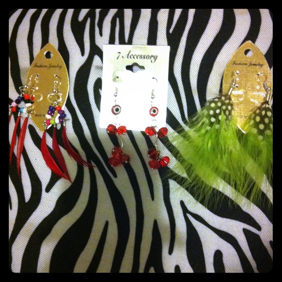 Earrings baby!! 🌟sale!!