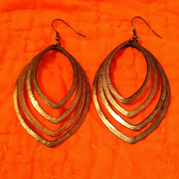Vintage gold hoops - Picture 1 of 1