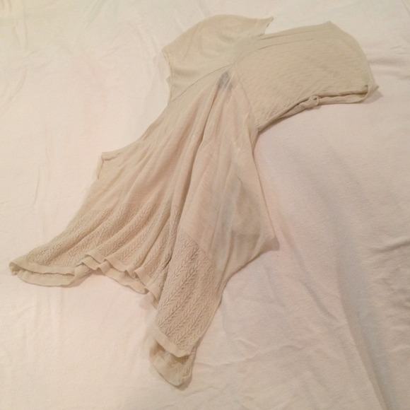 Metropark Tops - Delicate knit tunic