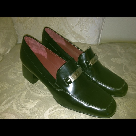 Lauren by Ralph Lauren sleek heels