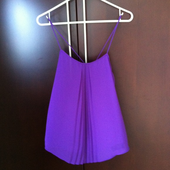 Center pleated purple top