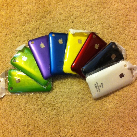 Lot of iPhone 3G/3Gs' cases