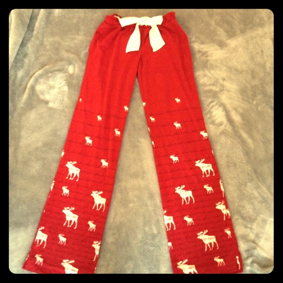 🚫SOLD🚫Maroon Abercrombie pajama pants