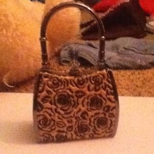 Just a little handbag:)