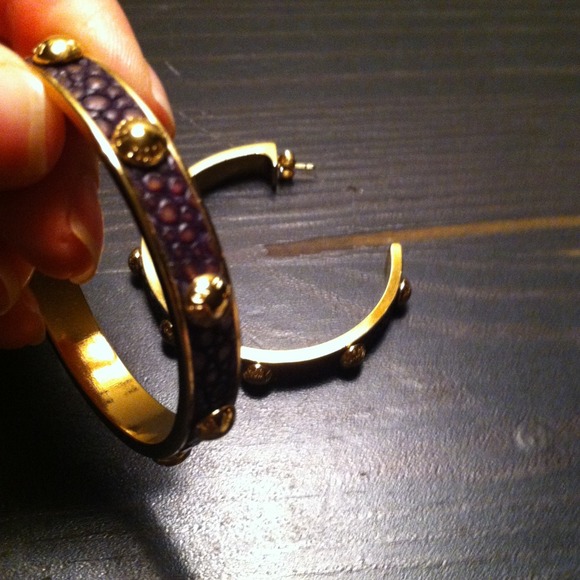 Louis Vuitton hoops - Picture 2 of 6