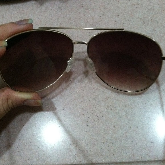Reduced* Gold Michael Kors Aviator shades - Picture 3 of 4