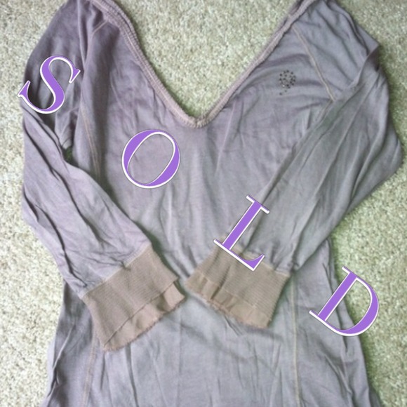 🔴:: SOLD ::🔴  3/4 sleeve shirt